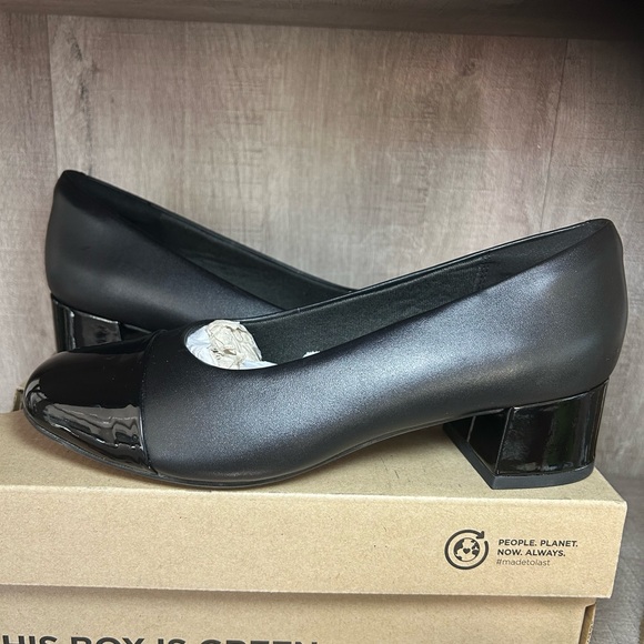 Clark’s Marilyn Sarah Pumps - Picture 12 of 14